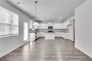 3152 Hawthorn Farm Blvd, Loganville, GA 30052 - Photo 14