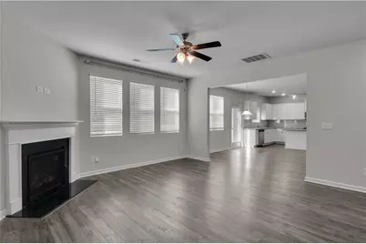 3152 Hawthorn Farm Boulevard, Loganville, GA 30052 - Photo 12