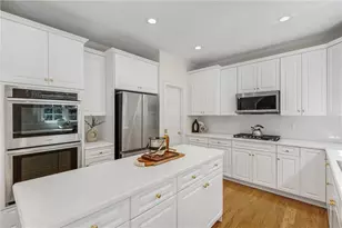 1128 Promontory Dr, Marietta, GA 30062 - Photo 4