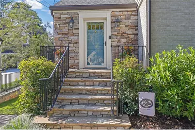 656 Darlington Road NE, Atlanta, GA 30305 - Photo 4