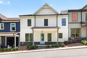 5619 Pine St, Flowery Branch, GA 30542 - Photo 4