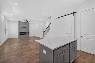 5619 Pine Street, Flowery Branch, GA 30542 - Photo 14