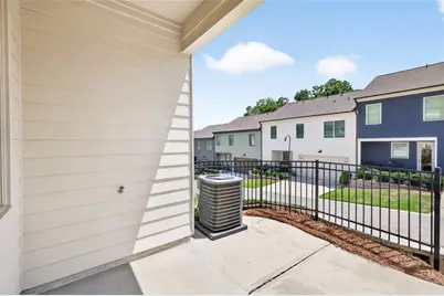 5619 Pine Street, Flowery Branch, GA 30542 - Photo 46