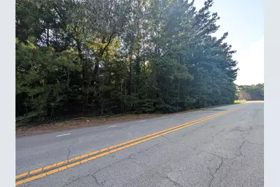 1195 Christian SE Circle, Conyers, GA 30013 - Photo 4