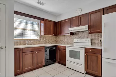 5189 Village Green Way, Alpharetta, GA 30009 - Photo 6