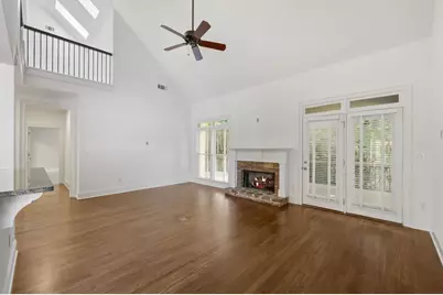 1003 Nottingham Lane NE, Brookhaven, GA 30319 - Photo 8