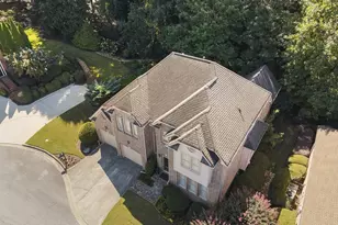 1003 Nottingham Ln NE, Brookhaven, GA 30319 - Photo 2