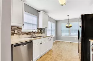 1411 Cumberland Creek Ln SW, Marietta, GA 30008 - Photo 12
