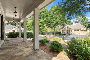 240 Somerset Cir, Woodstock, GA 30189 - Photo 4