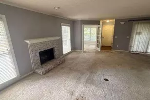 104 Abingdon Way, Sandy Springs, GA 30328 - Photo 4