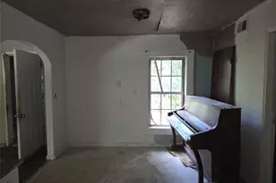 1886 Charles Pl NW, Atlanta, GA 30318 - Photo 4