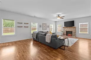 145 Springwood Dr, Carrollton, GA 30117 - Photo 8