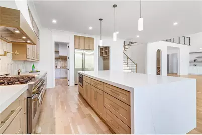 3207 Thompson Mill Rd, Buford, GA 30519 - Photo 10