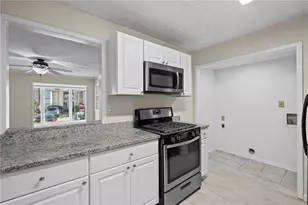 1701 Augusta Dr SE, Marietta, GA 30067 - Photo 10