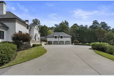 997 Davis Drive, Atlanta, GA 30327 - Photo 4