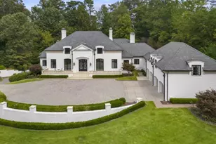 997 Davis Dr, Atlanta, GA 30327 - Photo 2