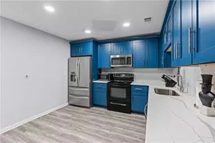 7200 Ravenwood Ln, Lithonia, GA 30038 - Photo 18
