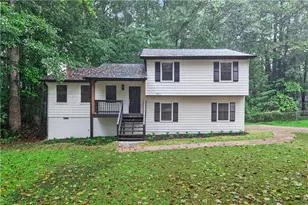 711 Mary Erna Dr, Fairburn, GA 30213 - Photo 1