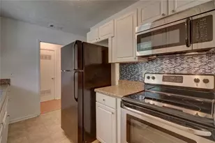 4749 Lost Colony Ct, Stone Mountain, GA 30088 - Photo 6