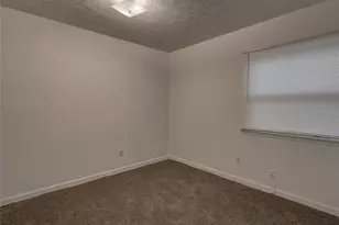 4749 Lost Colony Ct, Stone Mountain, GA 30088 - Photo 12