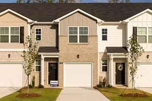 218 Kenmore Cir, Perry, GA 31069 - Photo 1