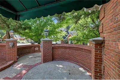 1430 Sheridan Walk NE, Atlanta, GA 30324 - Photo 4