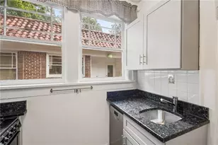 1111 Briarcliff Pl NE, Atlanta, GA 30306 - Photo 10