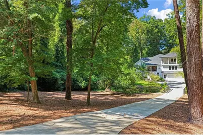 1066 McConnell Drive, Decatur, GA 30033 - Photo 8