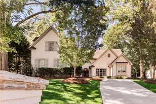 2872 Parkridge Dr NE, Atlanta, GA 30319 - Photo 8