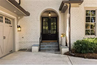 2872 Parkridge Drive NE, Atlanta, GA 30319 - Photo 10