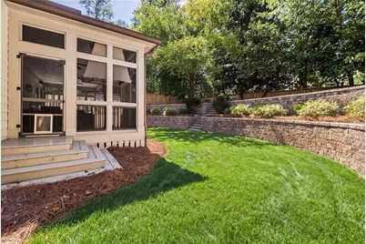 2872 Parkridge Drive NE, Atlanta, GA 30319 - Photo 6