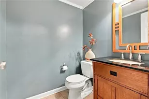 2569 Chimney Springs Dr, Marietta, GA 30062 - Photo 20