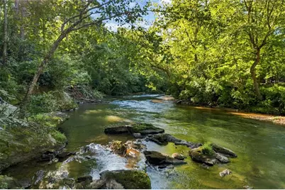 858 River Forest Run, Cleveland, GA 30528 - Photo 2