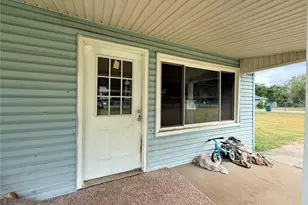 645 James St, Rossville, GA 30741 - Photo 2