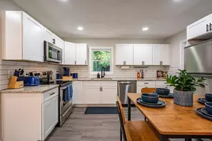 831 Catherine St, Forest Park, GA 30297 - Photo 6