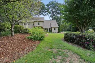 4357 Karls Gate Drive, Marietta, GA 30068 - Photo 4