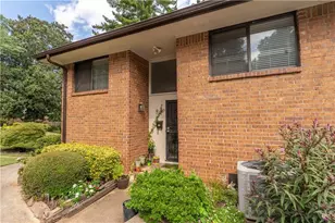 2523 Bradford Square NE, Atlanta, GA 30345 - Photo 2