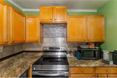2523 Bradford Square NE, Atlanta, GA 30345 - Photo 10