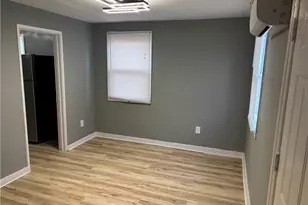 667 Thurmond St NW, Atlanta, GA 30314 - Photo 2