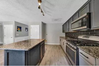 2465 Hampton Estates Drive SW, Marietta, GA 30008 - Photo 12