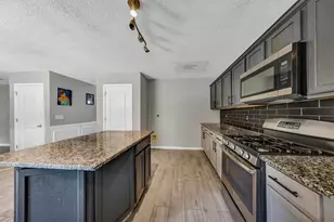 2465 Hampton Estates Dr SW, Marietta, GA 30008 - Photo 12