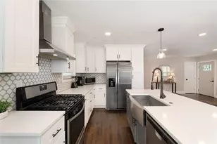 2266 Carver Dr, Atlanta, GA 30314 - Photo 2