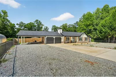 3020 Raymonds Drive, Loganville, GA 30052 - Photo 4