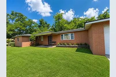 1002 N Carroll Street, Albany, GA 31705 - Photo 1