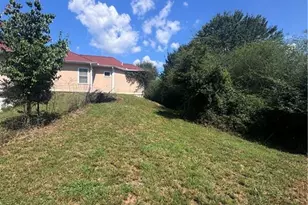 771 J Kennedy Rd, Demorest, GA 30535 - Photo 2