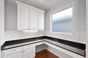 301 Glens Way, Woodstock, GA 30188 - Photo 14