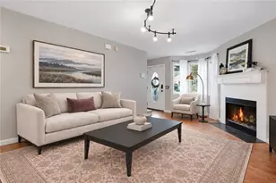 1001 Hillsborough Chase NW, Kennesaw, GA 30144 - Photo 6
