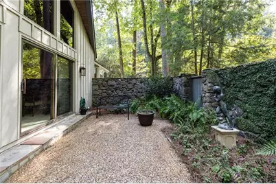 945 River Overlook Court, Sandy Springs, GA 30328 - Photo 8