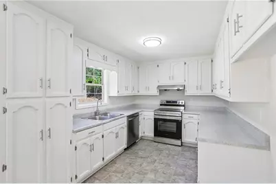 4051 Megan Road, Duluth, GA 30096 - Photo 2