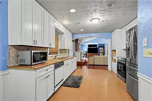 2246 Rhett Ct, Lawrenceville, GA 30044 - Photo 14